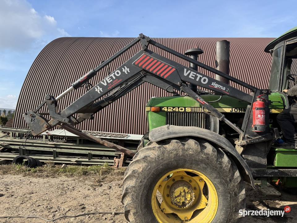 Tur John deere 4240 Kutno sprzedam