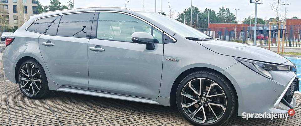 Sprzedam Toyota Corolla e21 automatyczna Toruń