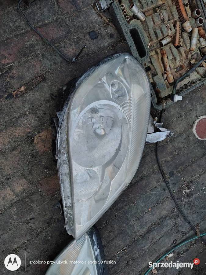 Reflektor lampa lewa prawa przód przednia Książ Wielkopolski sprzedam
