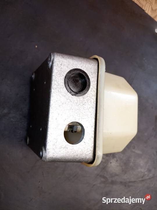 Przełącznik 25A trójkąt gwiazda Stalowa Wola