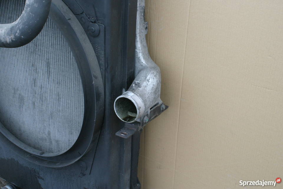 IVECO STRALIS EURO 5 CHŁODNICA WODY POWIETRZA chłodnice Bieleń