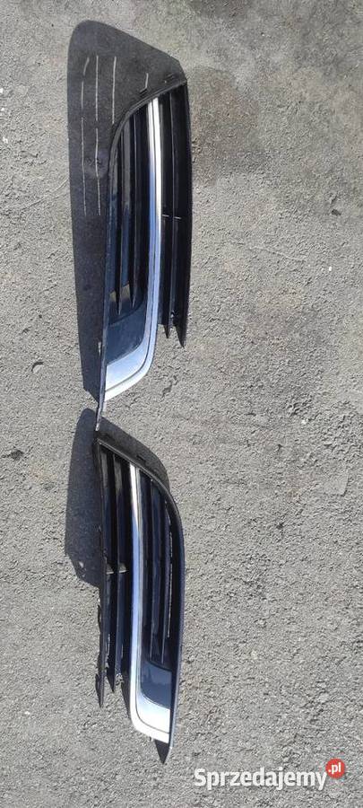 Zaślepki halogenów kratki zderzaka VW Passat CC Pozostałe Dzierżoniów