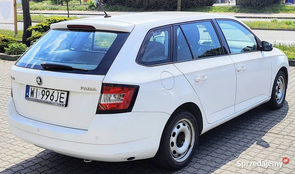 Skoda FABIA 10 MPI Ambition III KOMBI NJ5 304384km Fabia Inowrocław