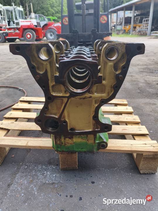 Blok silnika John Deere 214020402040S2250 Silnik i osprzęt Karsin