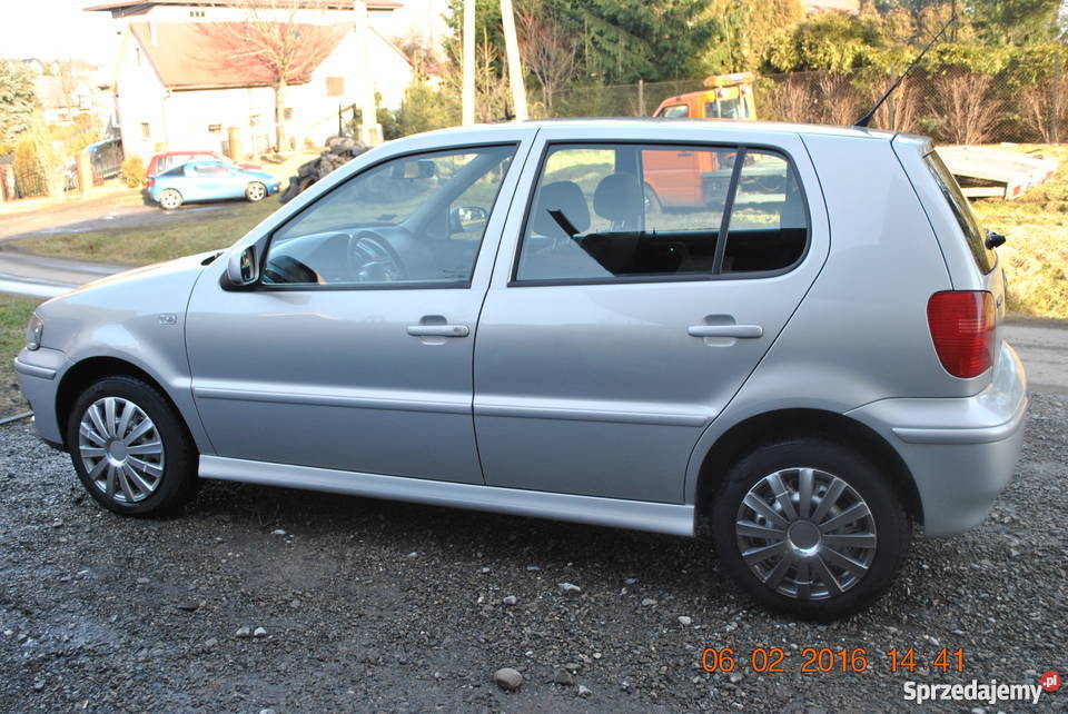 VV Polo 14 benzyna srebrny 2000 śląskie sprzedam
