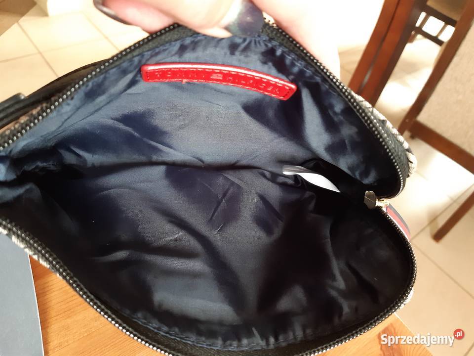 Tommy Hilfiger 50 kosmetyczka portfel oryginalny Uniseks Marki sprzedam