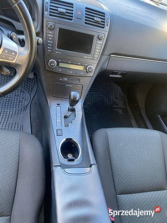 Toyota Avensis 2009 r benzyna LPG sprzedam