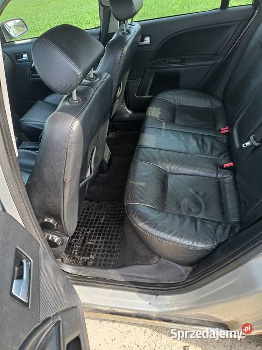 Ford Mondeo 25v6 sedan ghia Mondeo Trzydnik Duży sprzedam