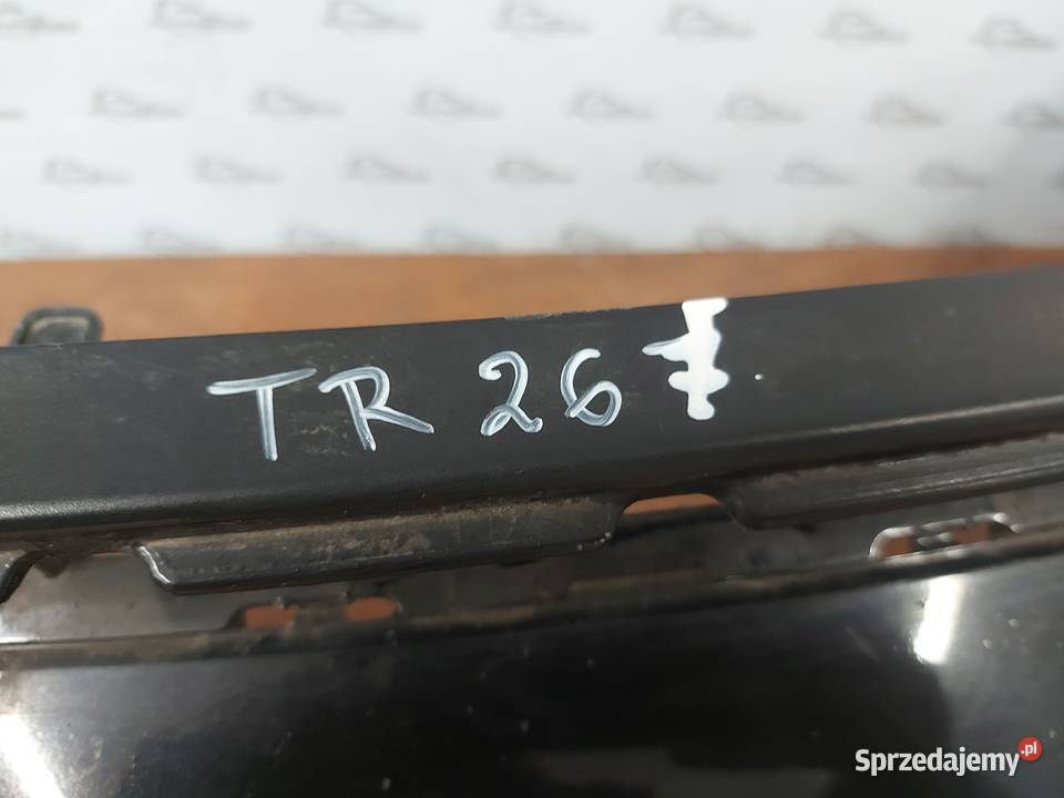 VW GOLF VI zderzak przód 5K0807221 Kielce sprzedam