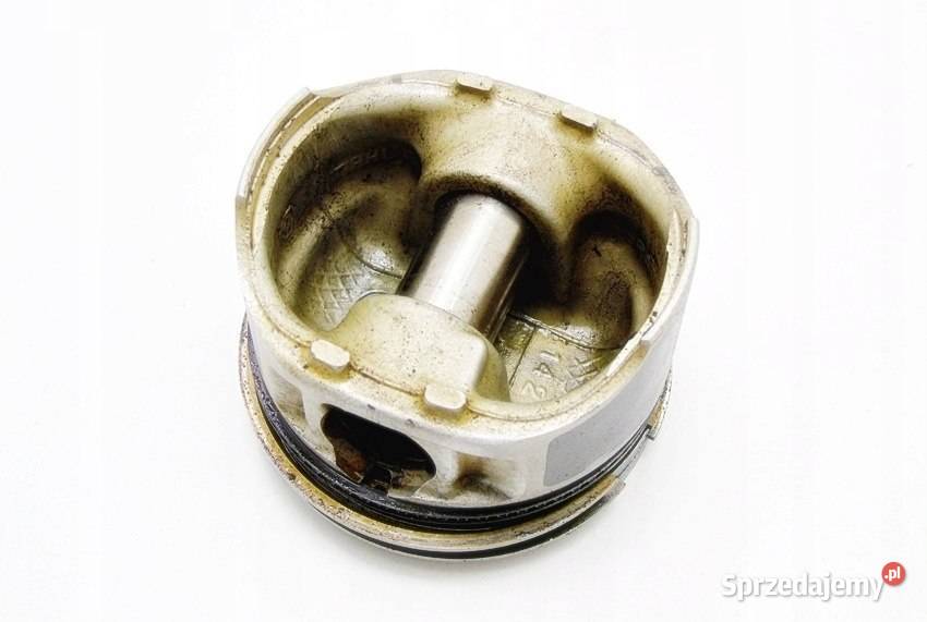 TŁOK 69L34 12 16V T TCE CLIO III MODUS TWINGO II Blok silnika Sosnowiec
