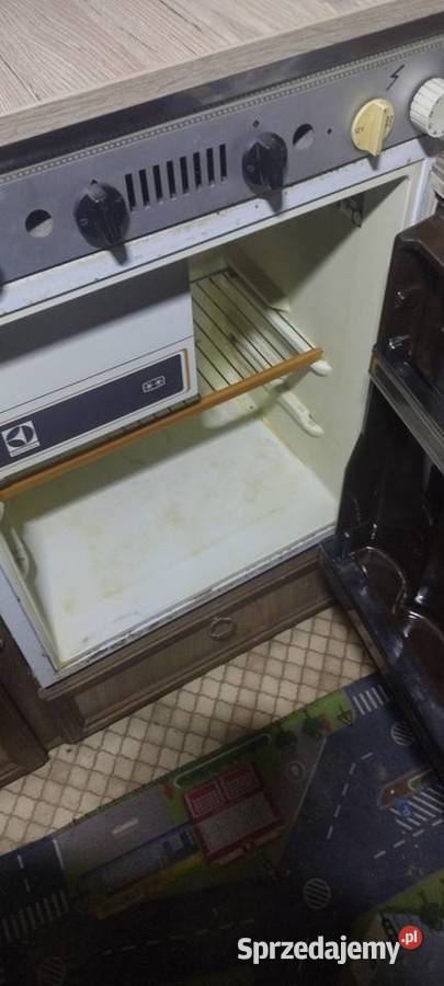 Sprzedam przyczepę kempingową zarejestrowaną