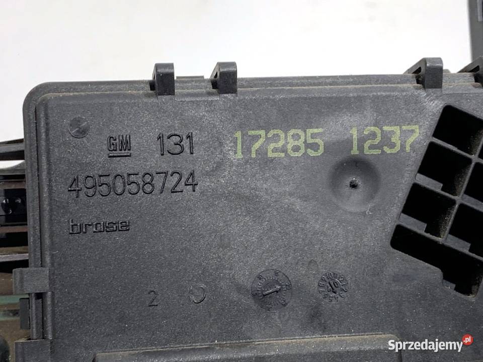 ZAMEK KLAPY TYŁ OPEL ASTRA H Hatchback 13117285