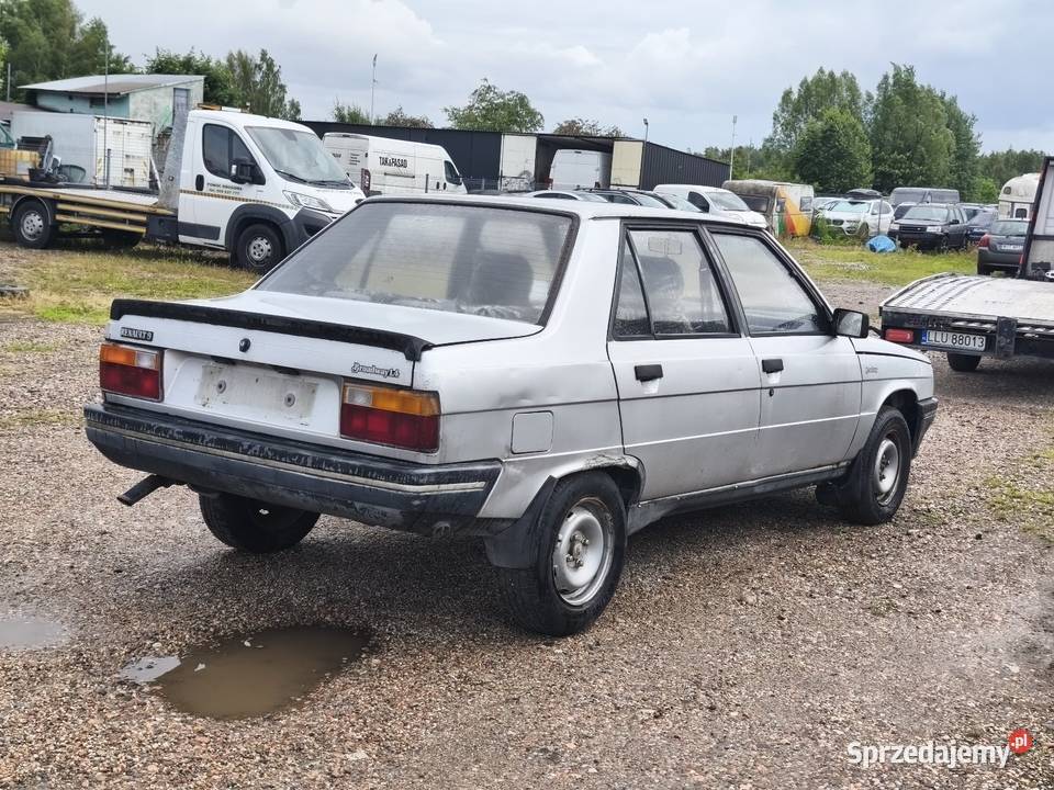 Renault 9TL 14 benzynagaz 1982 4/5 Łuków sprzedam