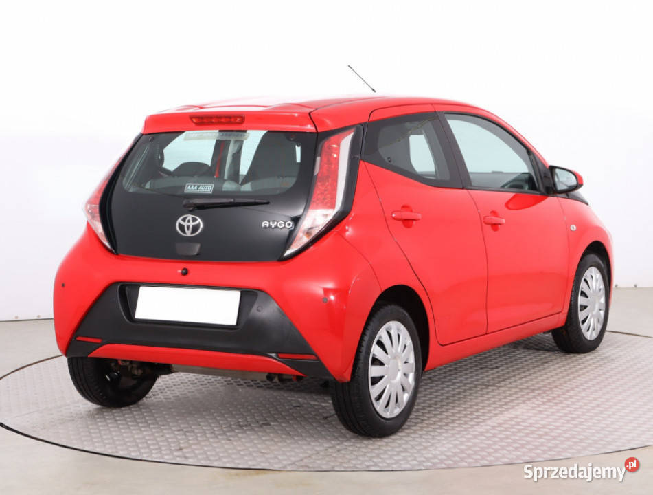 Toyota Aygo 10 VVTi Rok produkcji 2016 Piaseczno