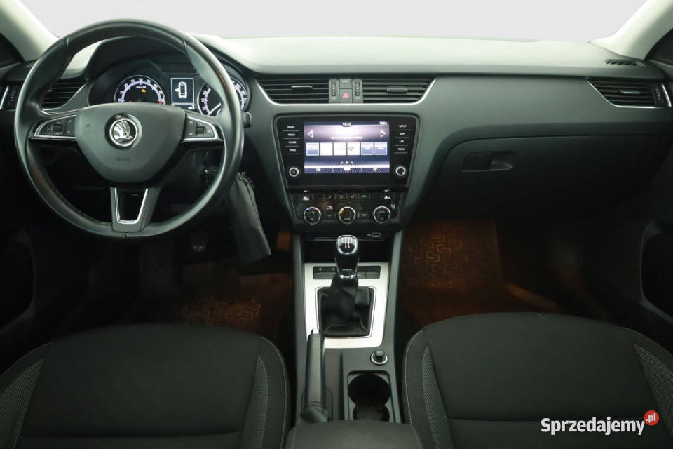 Skoda Octavia 16 TDI bluetooth