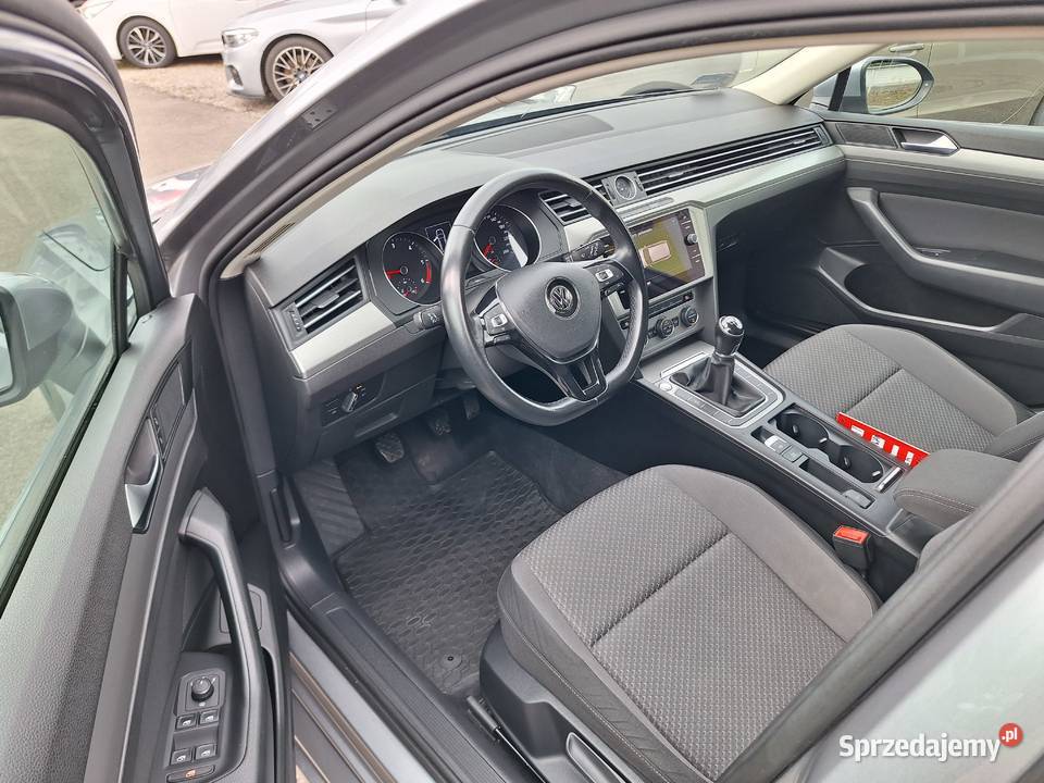 Volkswagen Passat 2019 nieuszkodzony Częstochowa