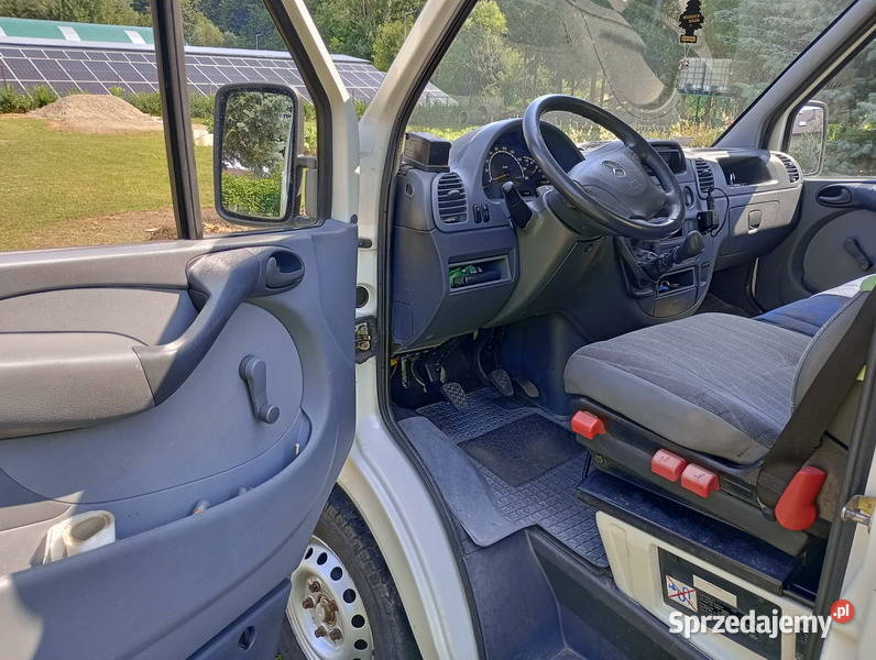 Sprinter laweta 223000km Sanok