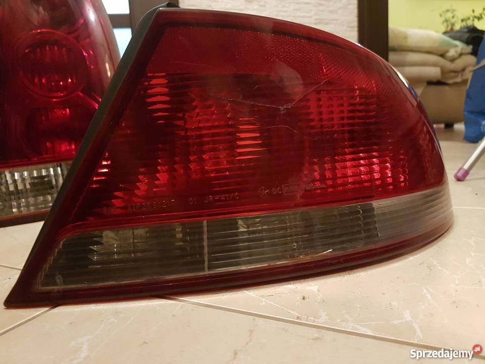 Chrysler Sebring lampa prawa tył tylna 2005r. SEDAN TANIO