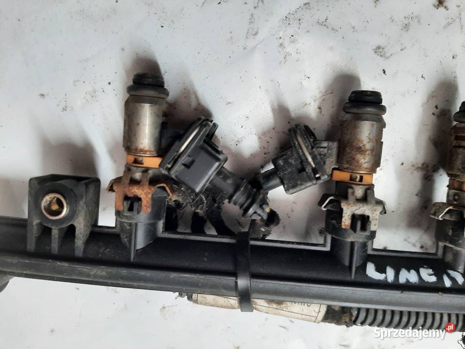 Fiat Doblo Linea Albea 14 8V wtryskiwacz wtrysk Ksawerów