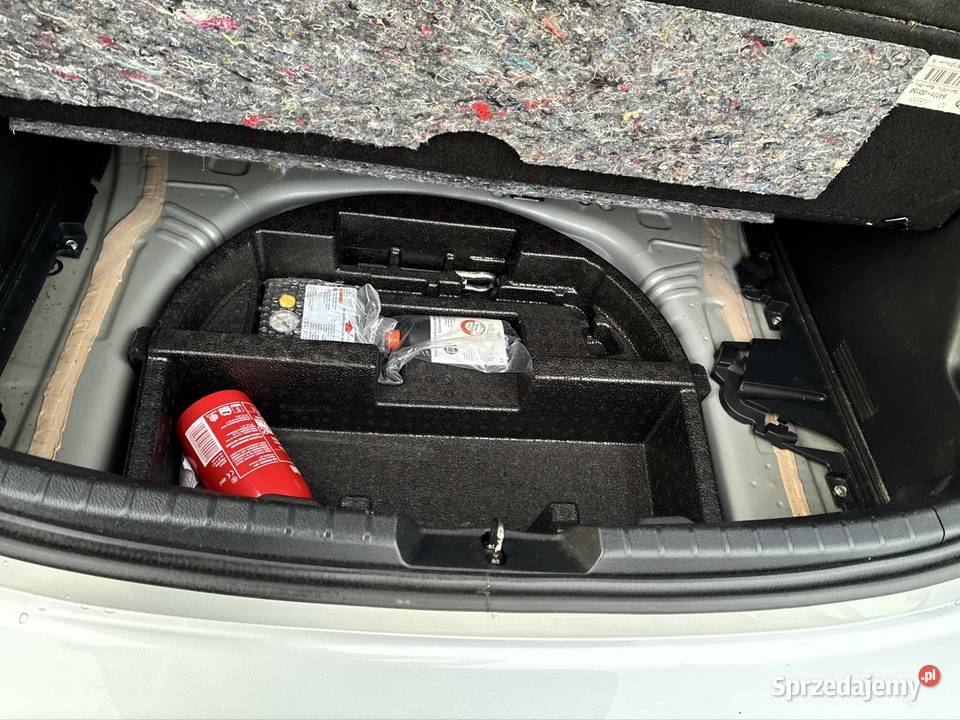 Toyota Yaris 133 isofix Yaris Wałbrzych sprzedam