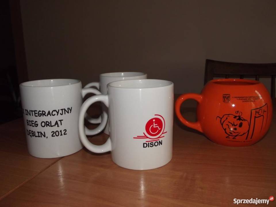 zestaw serwis kawowy porcelana filiżanki