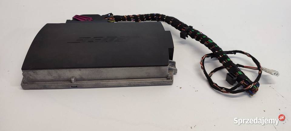 AUDI Q3 8U WZMACNIACZ BOSE 8X0035223D