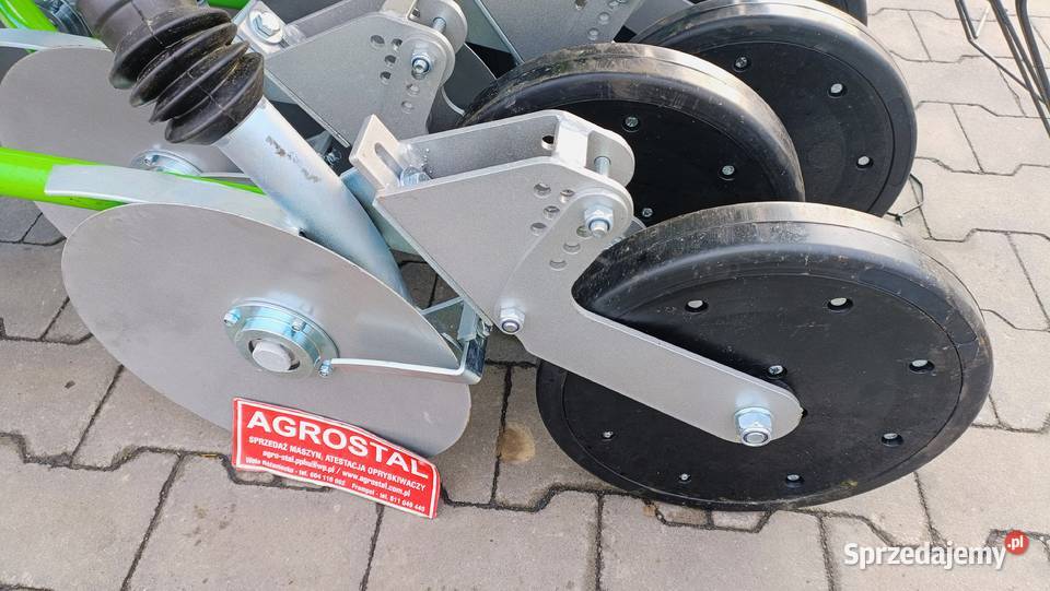 Siewnik zbożowy 25M BOMET AGROMASZ EUROMASZ lubelskie