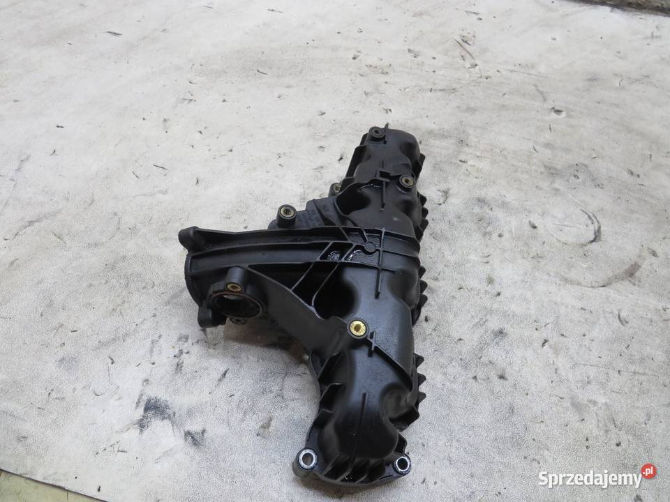 KOLEKTOR SSĄCY A4 B8 A5 Q5 20 TDI 03L129711AF