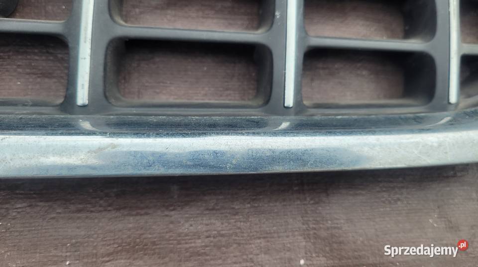 VOLVO V70 III ATRAPA GRILL 1185 Ruda Śląska