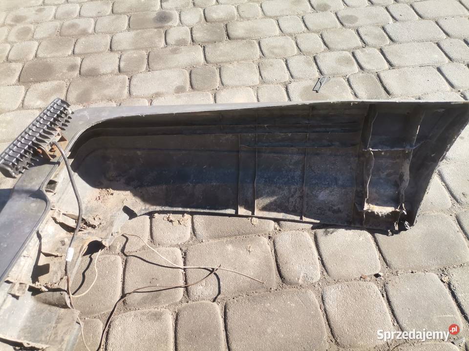 VW PASSAT B2 KOMBI ZDERZAK TYLNY Rok produkcji 1986 Nowy Sącz