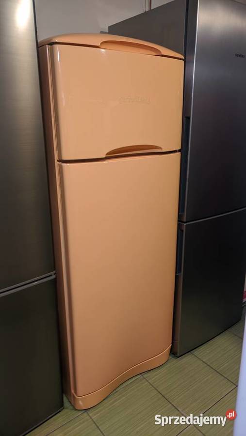 Lodówka Privileg 207 litrów stylizowana na retro kujawsko-pomorskie Dobrzyń nad Wisłą