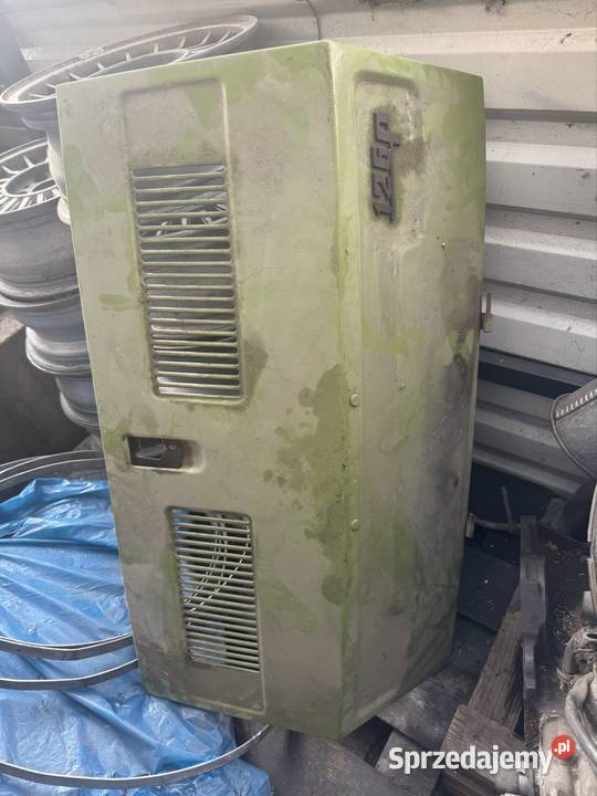 Klapa tył Fiat 126p maluch Marki