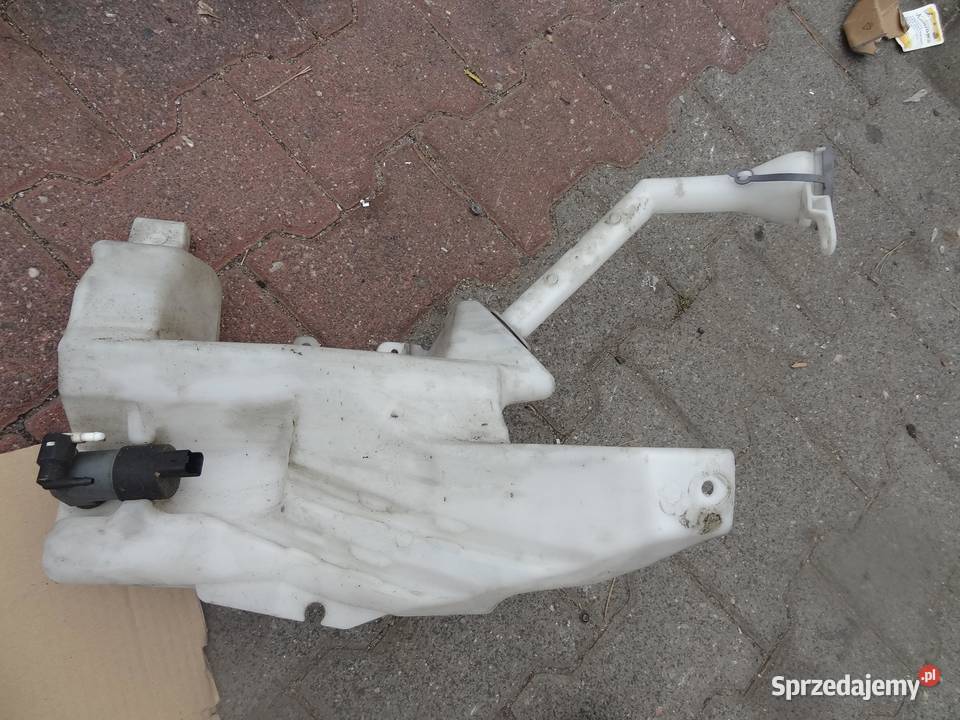 ZBIORNICZEK SPRYSKIWACZY NISSAN QASHQAI II J11