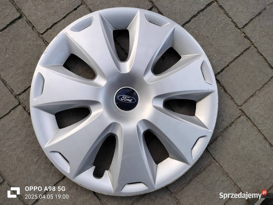 Sprzedam kołpaki do Forda Focusa R16