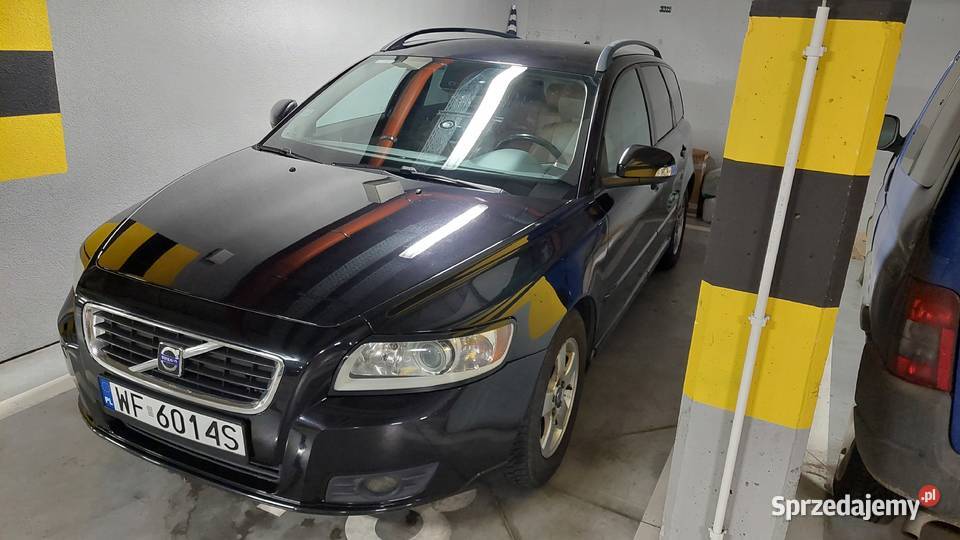 sprzedam Volvo V50 16 D 109 2009r uszkodzony wspomaganie kierownicy Chodzież