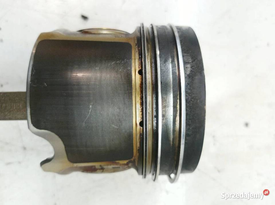 TŁOK KORBOWÓD 83945 B47 20 D B47D20C Bmw Seria 5 Rok produkcji 2016