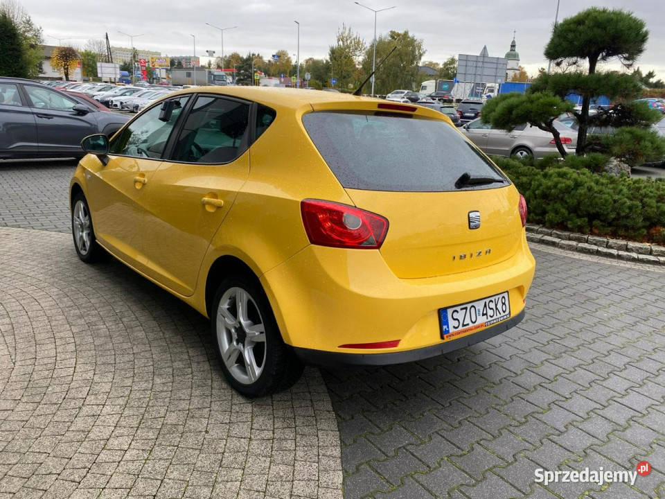 Seat Ibiza klimatyzacja niski przebieg VAT marża śląskie Żory