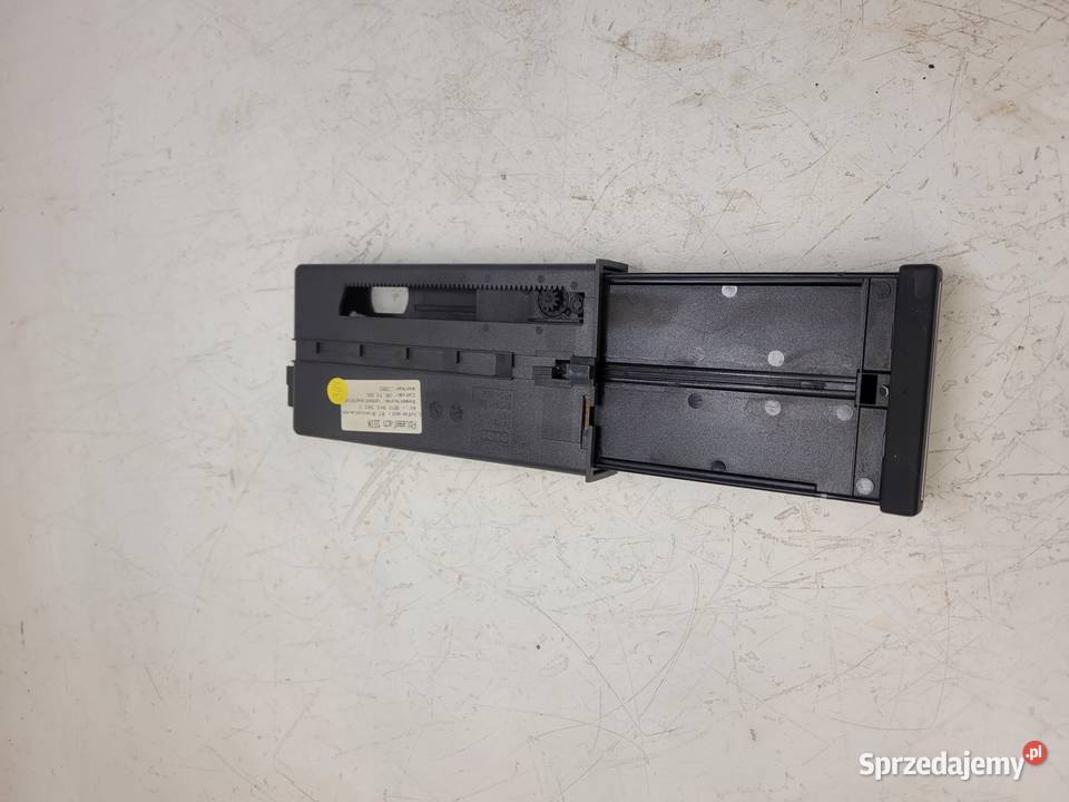 WIZYTOWNIK SZUFLADKA AUDI A3 8P LIFT 8P0941561F osobowe Przystajń