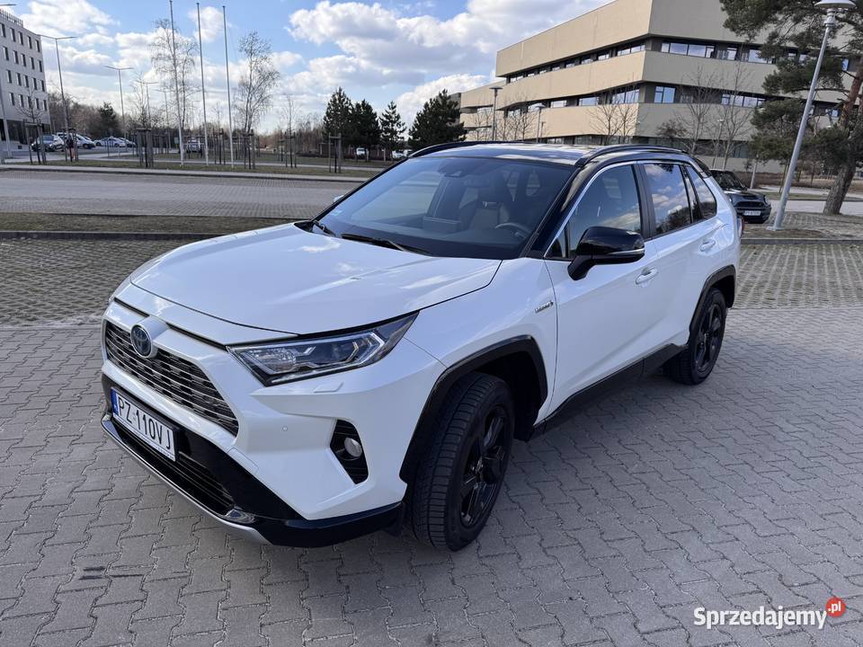 Toyota RAV4 1 właściciel salon Polska Poznań