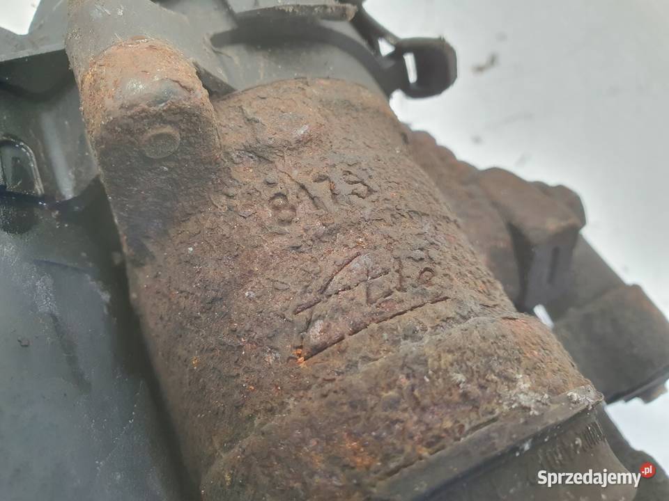 Volvo V60 XC60 II TYLNY ZACISK HAMULCOWY lewy osobowe