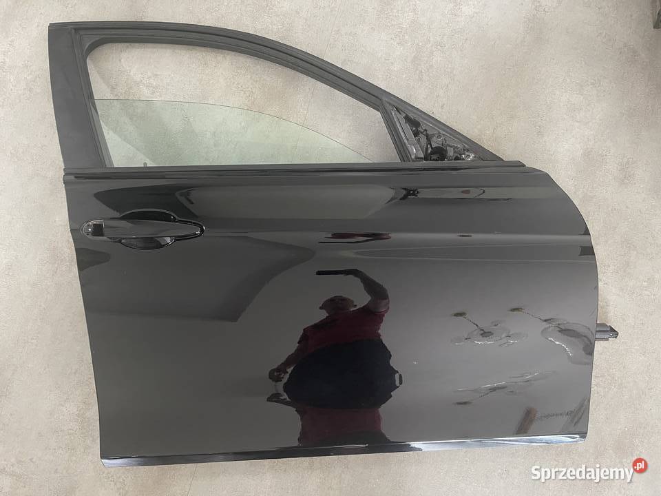 Drzwi prawy przód BMW f30 f31 Schwarz 2 668 lubelskie Chełm