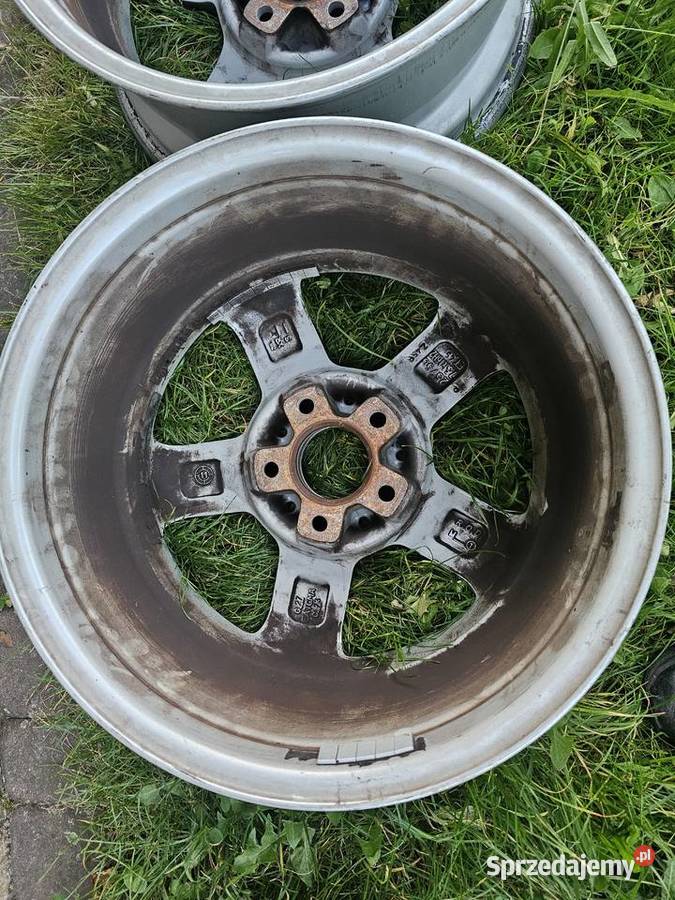 Felgi aluminiowe VW Seat Skoda 75Jx16H2 ET 45 Radom