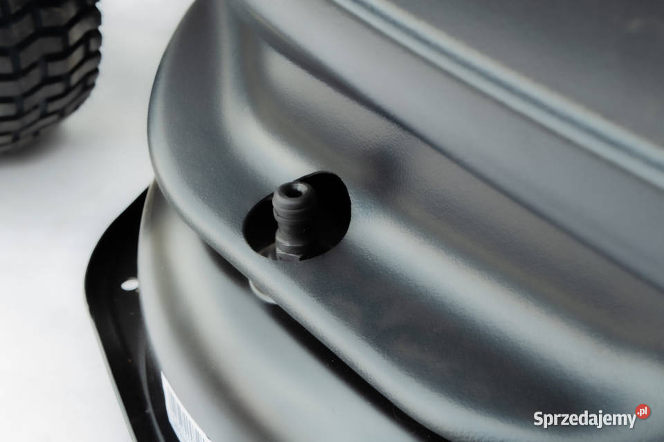 TRAKTOREK OLEO MAC OM 9224KH TRAKTOREK OGRODOWY