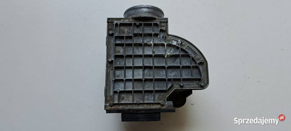 Przepływomierz powietrza 037906301 Bosch osobowe Przewody powietrza Luzino