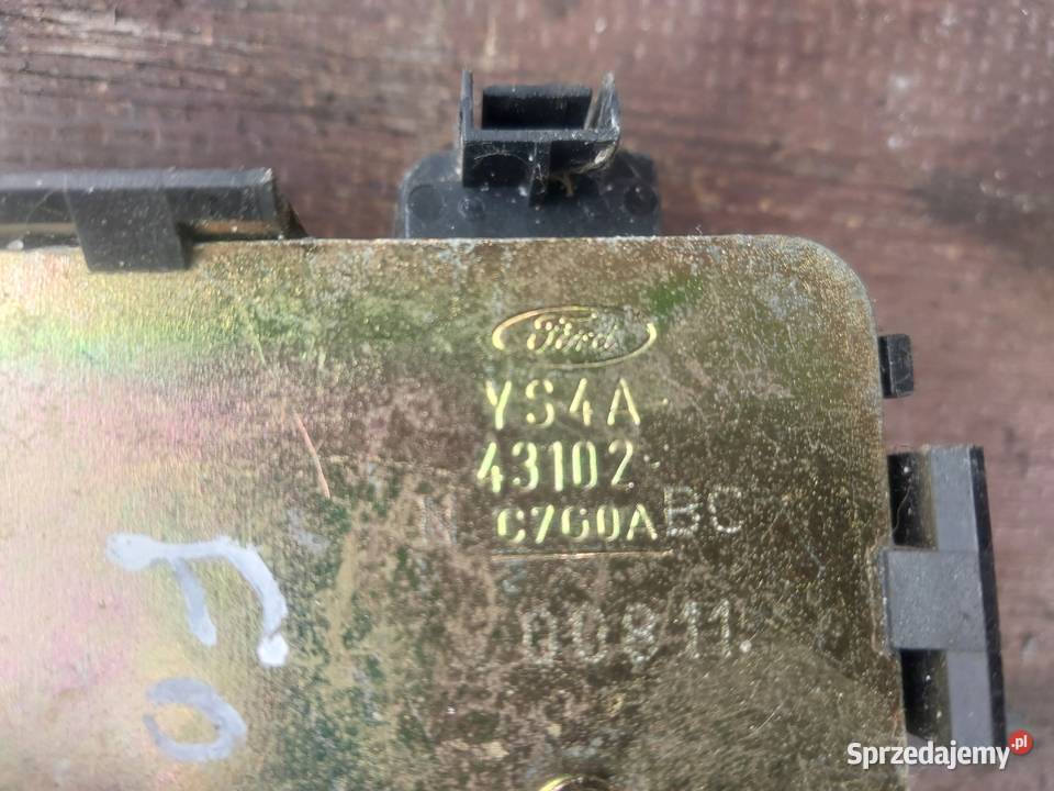 Zamek klapy bagażnika Ford Focus kombi mk1 Szczecin