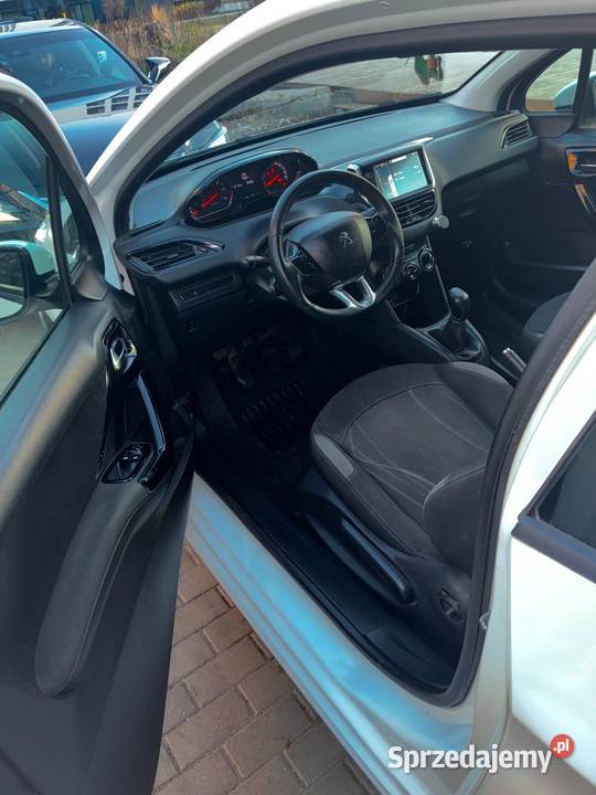 Peugeot 208 14 HDI z 2013r tempomat 208 Warszawa sprzedam