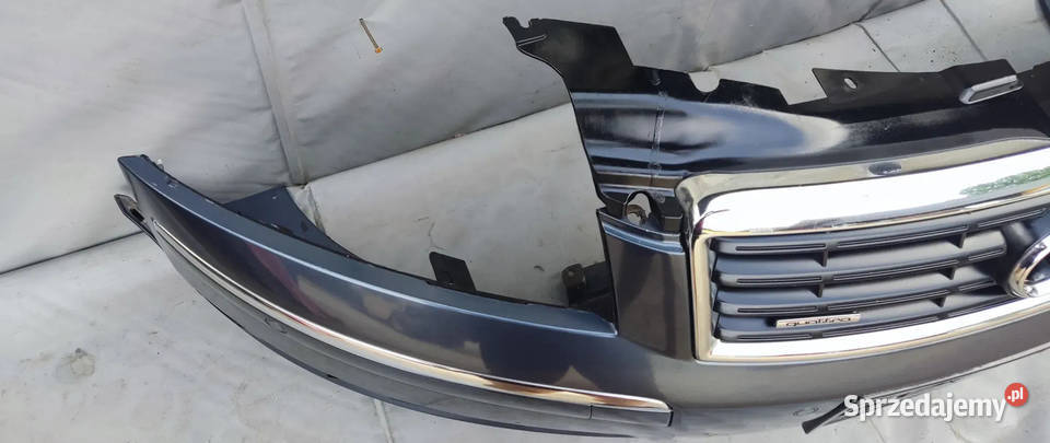 AUDI A8 D3 ZDERZAK PRZEDNI GRILL ATRAPA HALOGENY Radom