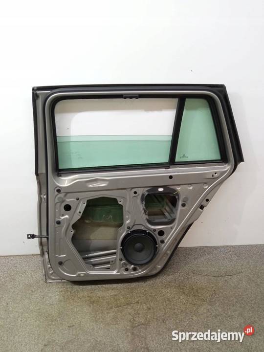 DRZWI PRAWE TYŁ KOMBI Skoda Superb II 20082015