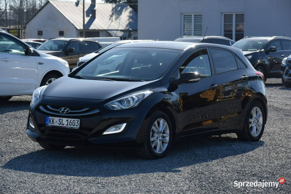 Hyundai i30 14B 2014r Navi Kamera Led Hak Majdan Sieniawski