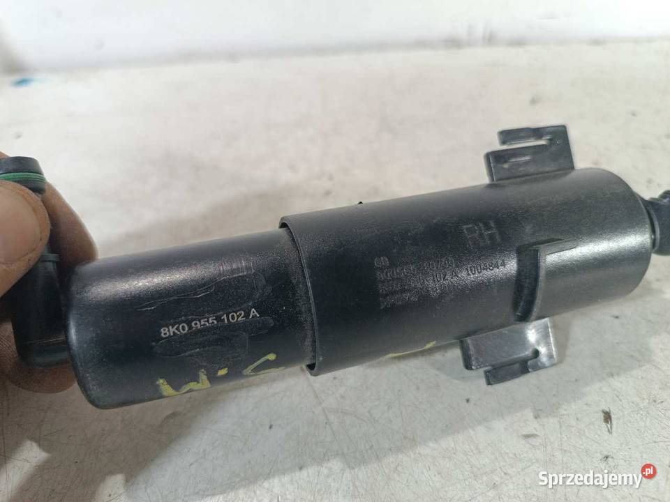 SPRYSKIWACZ LAMPY PRAWY AUDI A4 B8 8K0955102A osobowe